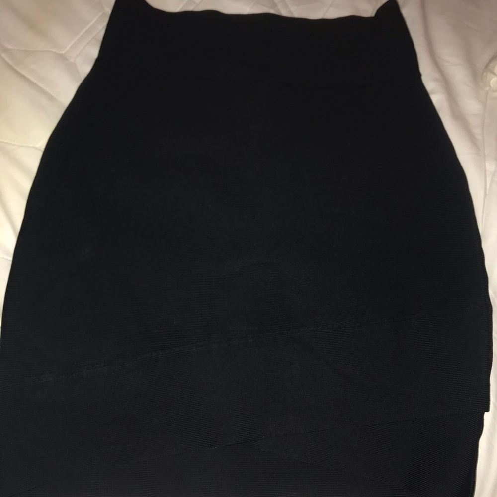 BCBG MAX AZRIA